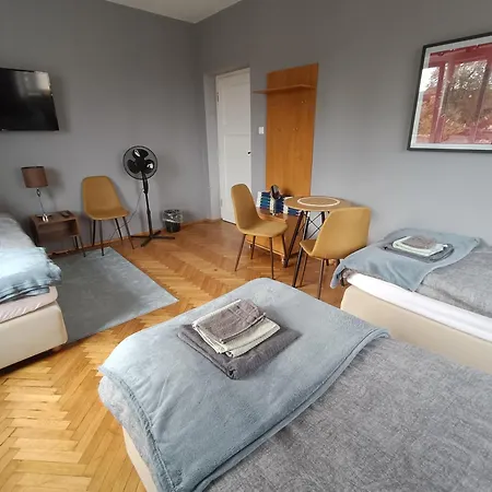 Apartament 6 Przy Mtp