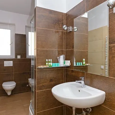 6 Przy Mtp Apartament