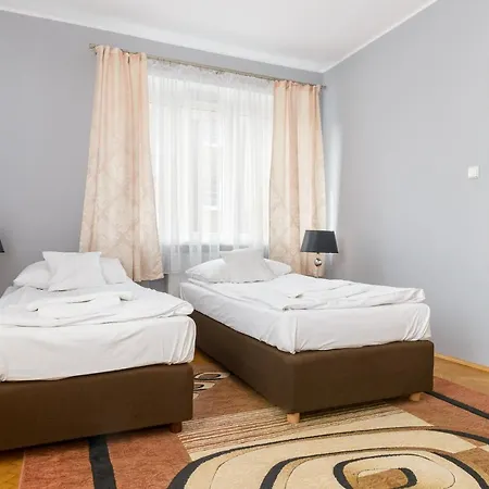 6 Przy Mtp Apartment *