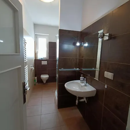 6 Przy Mtp Apartment Poznan