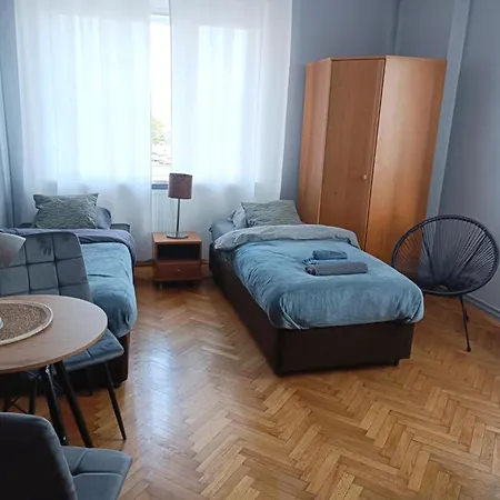 6 Przy Mtp Apartment *