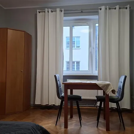 Апартаменты 6 Przy Mtp Познань